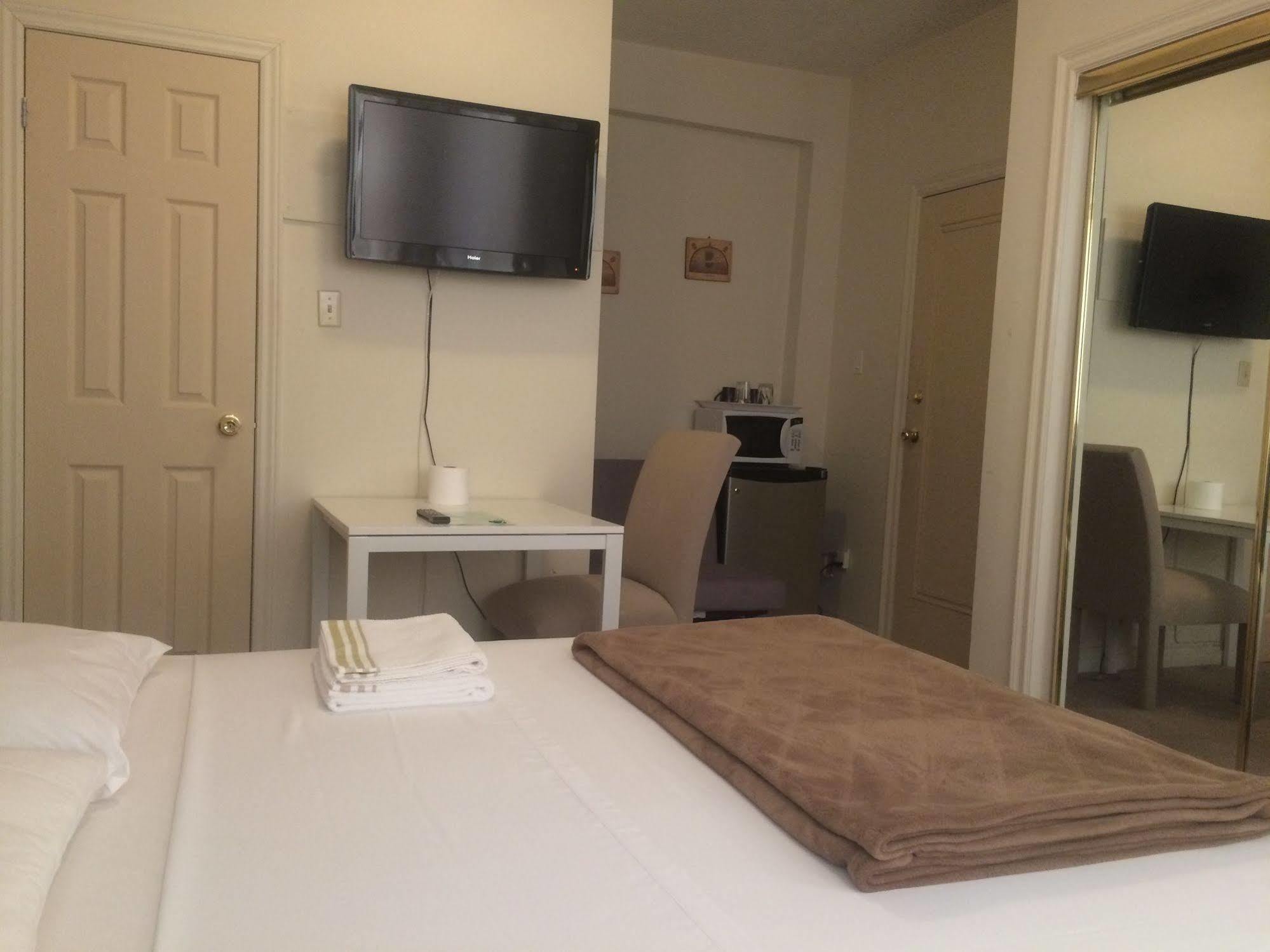Adas Guesthouse Toronto Eksteriør bilde